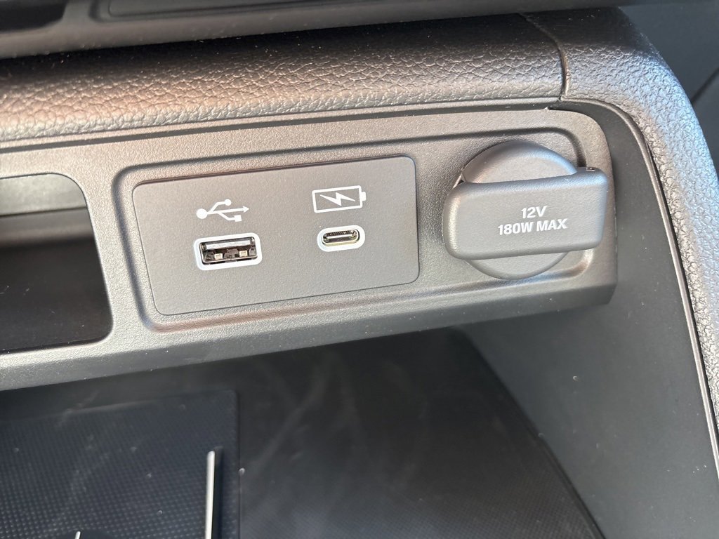 New 2025 Honda Pilot Touring image 34