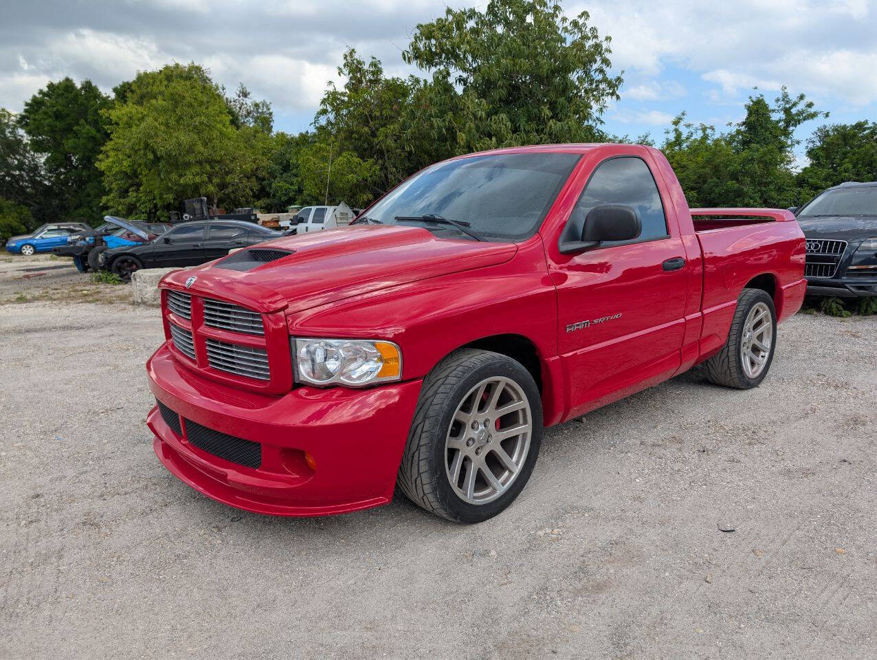 Used 2004 Dodge Ram 1500 Truck 2WD Regular Cab image 2