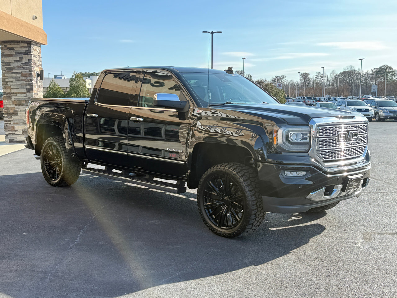Used 2018 GMC Sierra 1500 Denali image 6