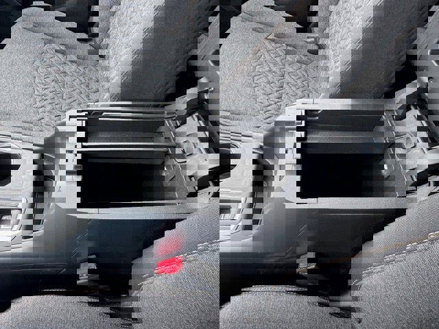 Used 2023 Chevrolet Equinox LT image 37