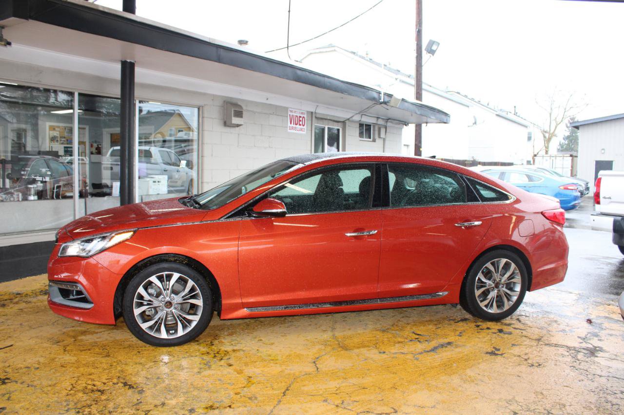 Used 2015 Hyundai Sonata Limited 2.0T FWD image 3