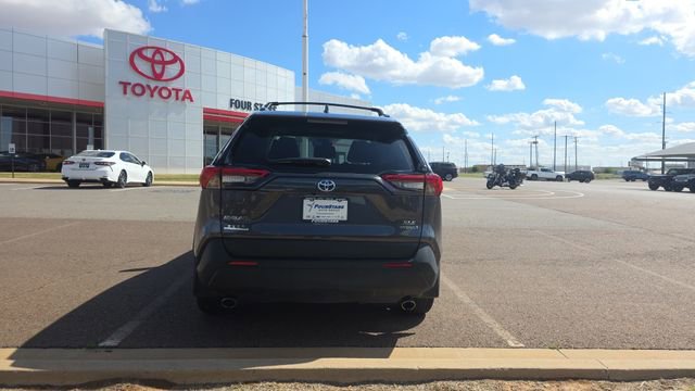 Used 2024 Toyota RAV4 XLE w/ Convenience Package image 7