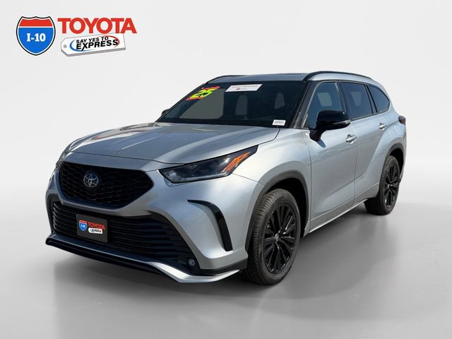 Certified 2025 Toyota Highlander XSE AWD/4WD image 1