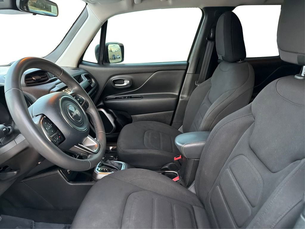 Used 2022 Jeep Renegade Latitude image 10