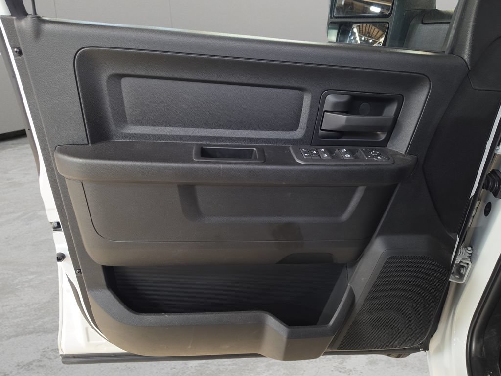 New 2026 RAM 5500 Tradesman w/ Chrome Appearance Group AWD/4WD image 20