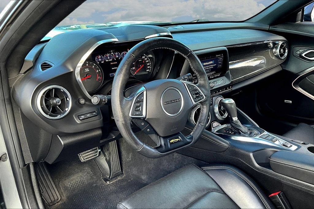 Used 2020 Chevrolet Camaro SS RWD image 14