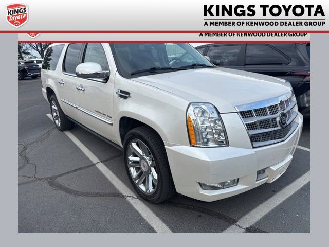 Used 2011 Cadillac Escalade ESV Platinum image 1