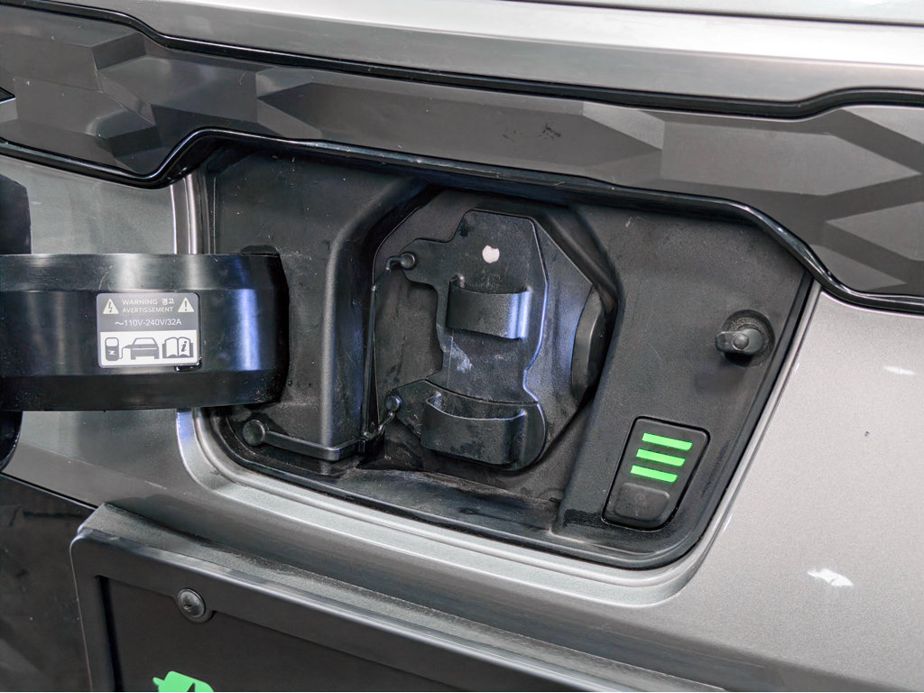 Used 2023 Kia Niro Wave w/ Wave Preserve Package FWD image 5