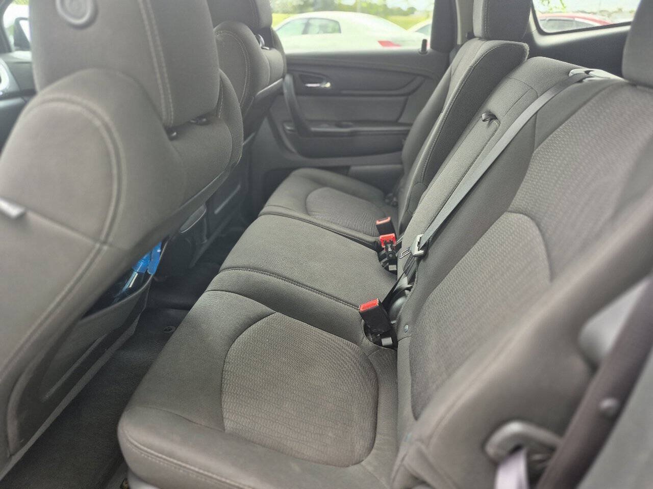 Used 2017 Chevrolet Traverse LT AWD/4WD image 18