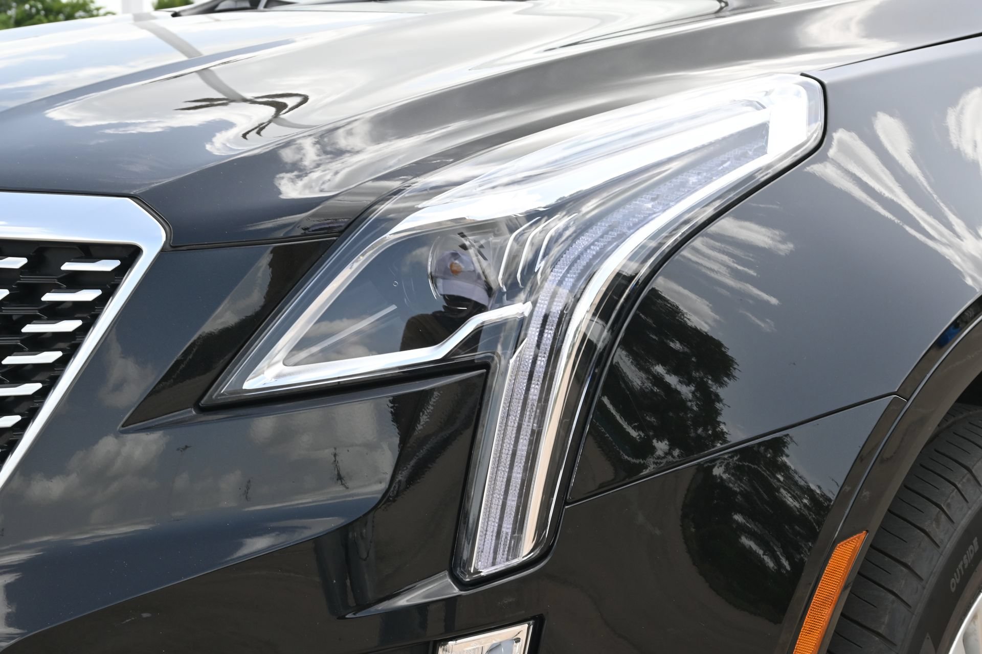 Certified 2025 Cadillac XT5 Luxury FWD image 28
