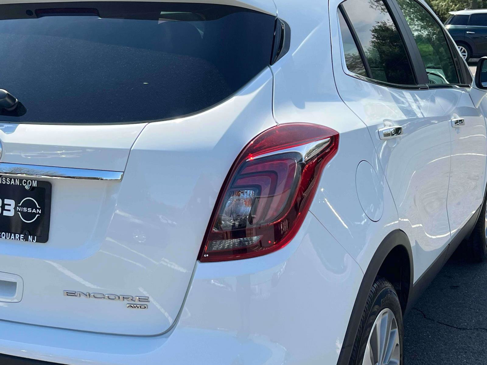 Used 2020 Buick Encore Preferred image 8
