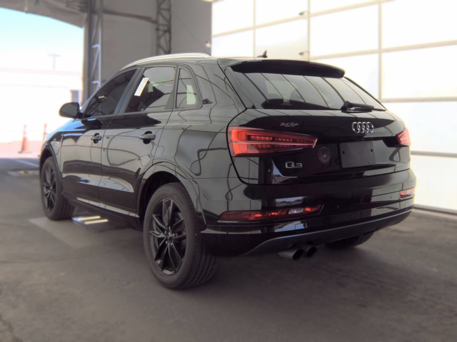 Used 2018 Audi Q3 2.0T Premium w/ Convenience Package FWD image 6