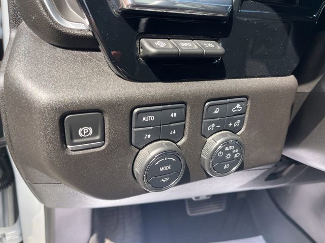Used 2024 Chevrolet Silverado 3500 LTZ w/ LTZ Plus Package image 18