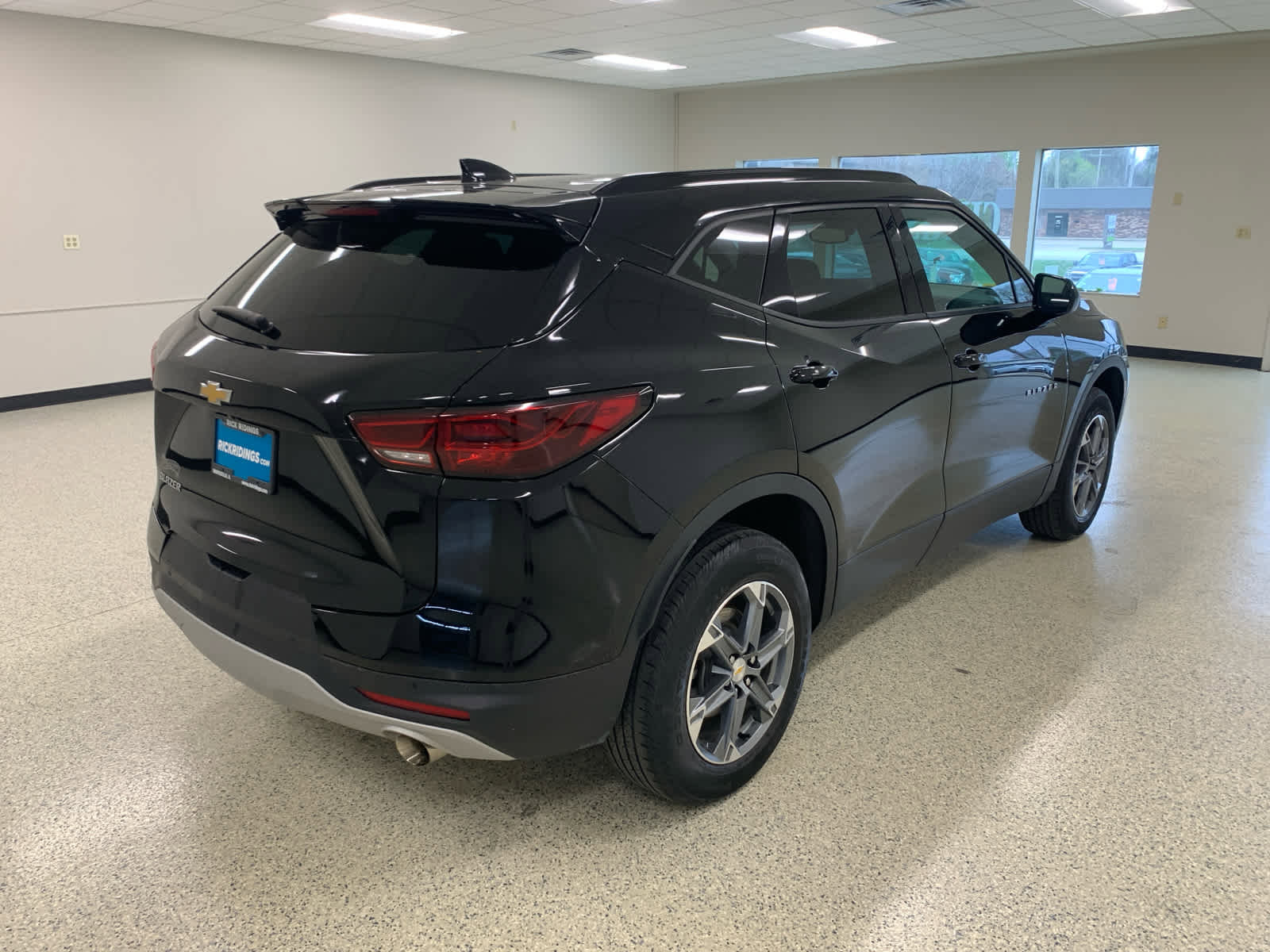 Used 2024 Chevrolet Blazer LT w/ Convenience Package image 5