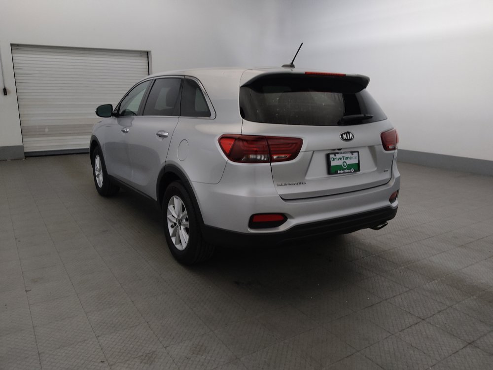 Used 2019 Kia Sorento FWD image 5