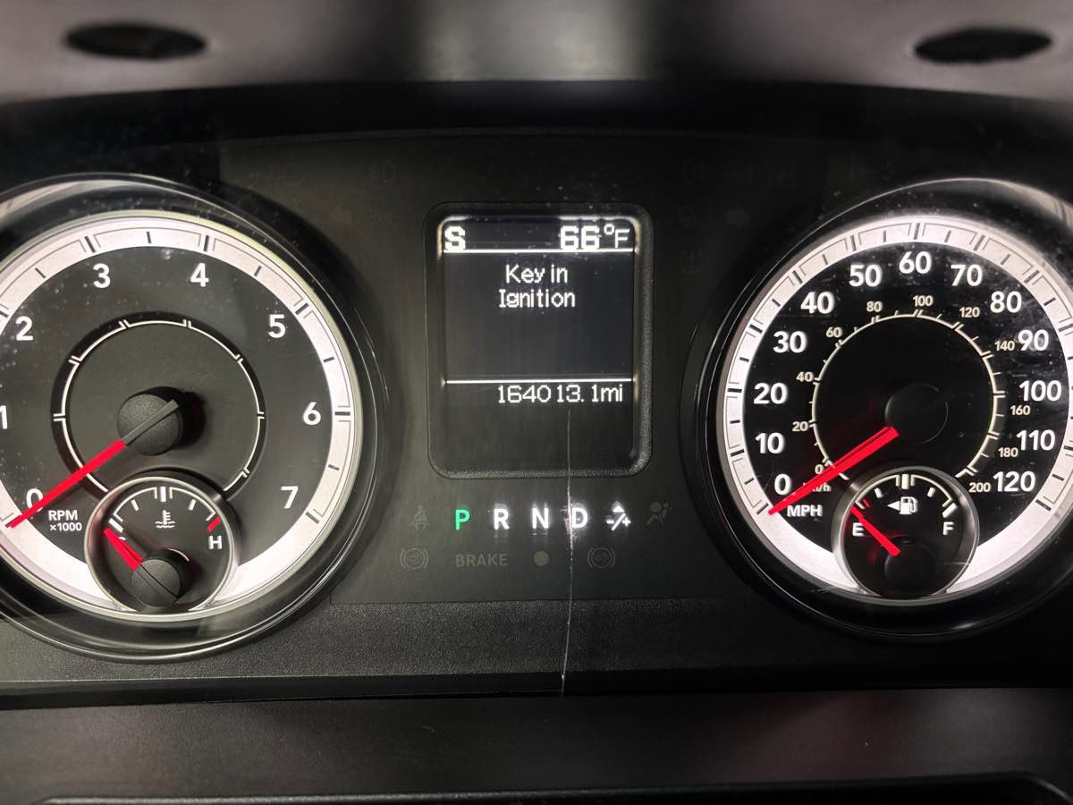 Used 2018 RAM 1500 Classic SLT image 17