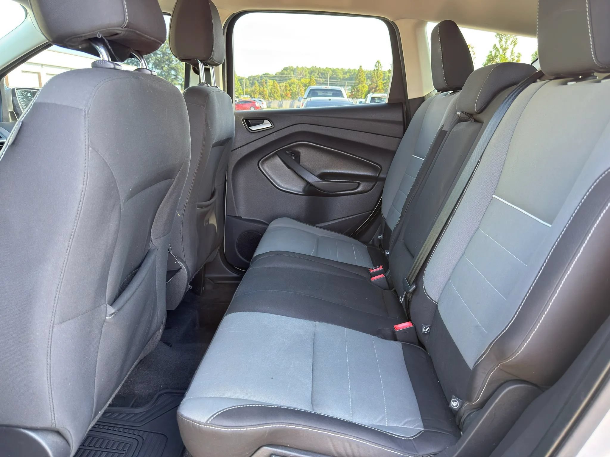 Used 2014 Ford Escape SE FWD image 21