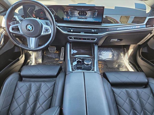 Used 2025 BMW X6 xDrive40i w/ Climate Comfort Package AWD/4WD image 17