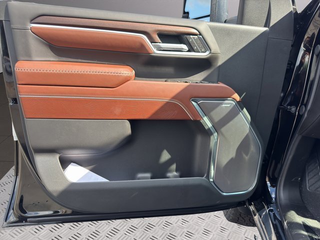 New 2025 GMC Sierra 2500 Denali Ultimate image 13