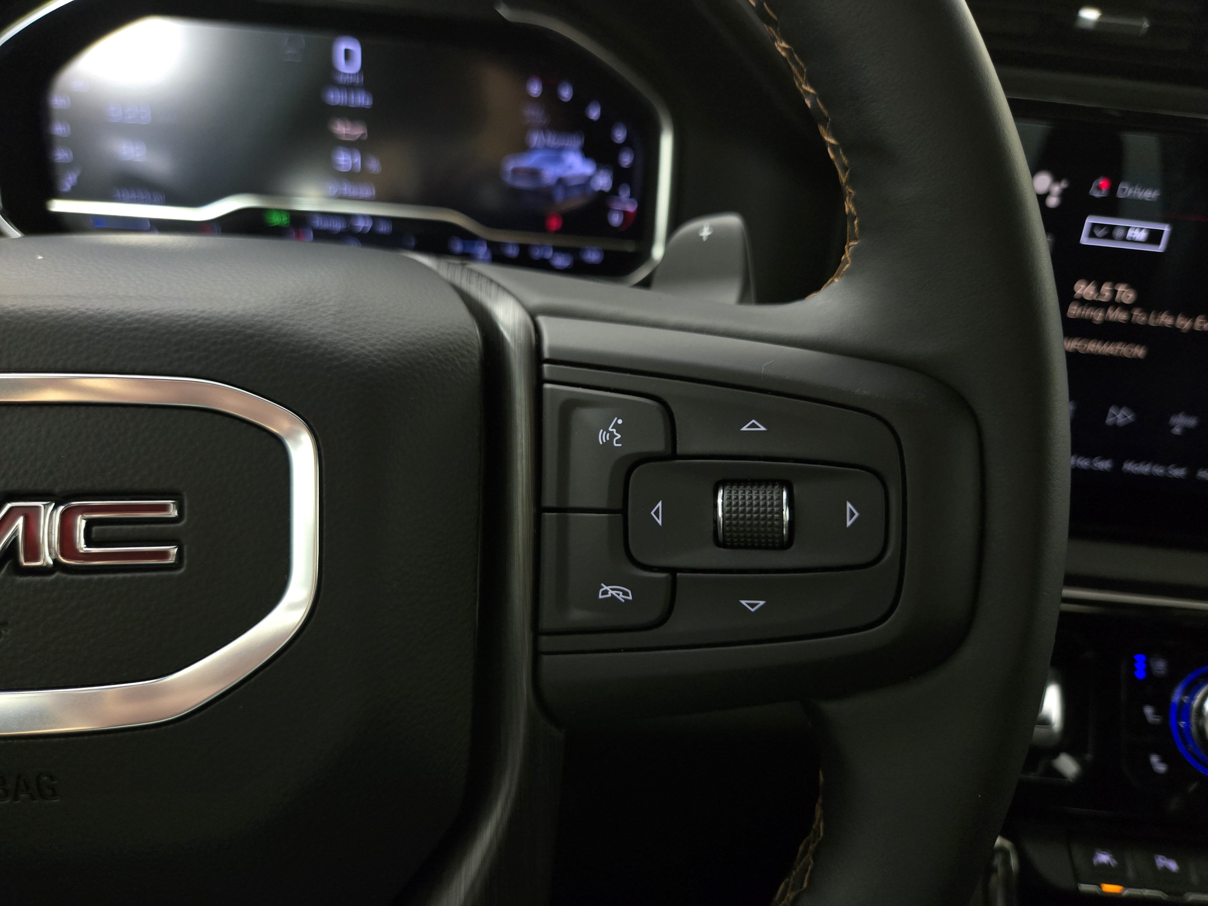 Used 2024 GMC Sierra 1500 AT4 w/ Technology Package AWD/4WD image 16