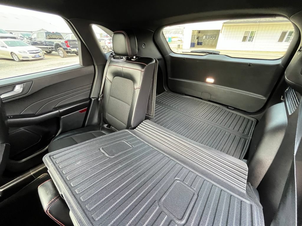 Used 2024 Ford Escape ST-Line Elite AWD/4WD image 16