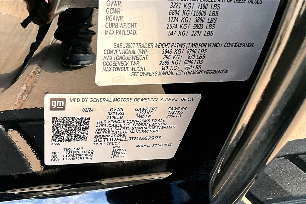 Used 2024 GMC Sierra 1500 AT4X AWD/4WD image 40