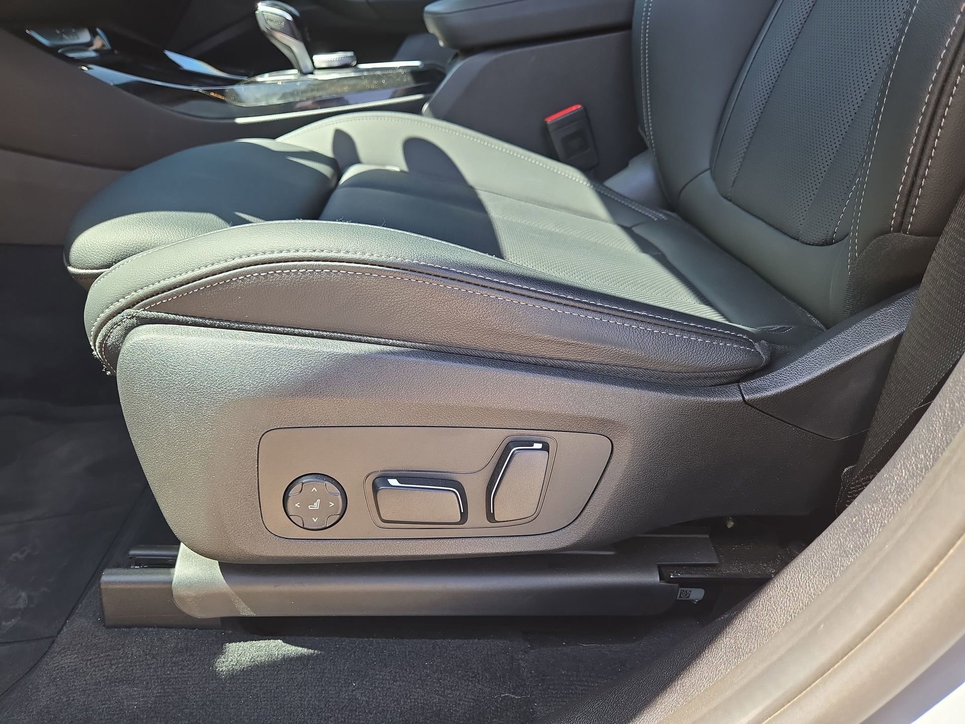 Used 2024 BMW X3 xDrive30i w/ Premium Package AWD/4WD image 17
