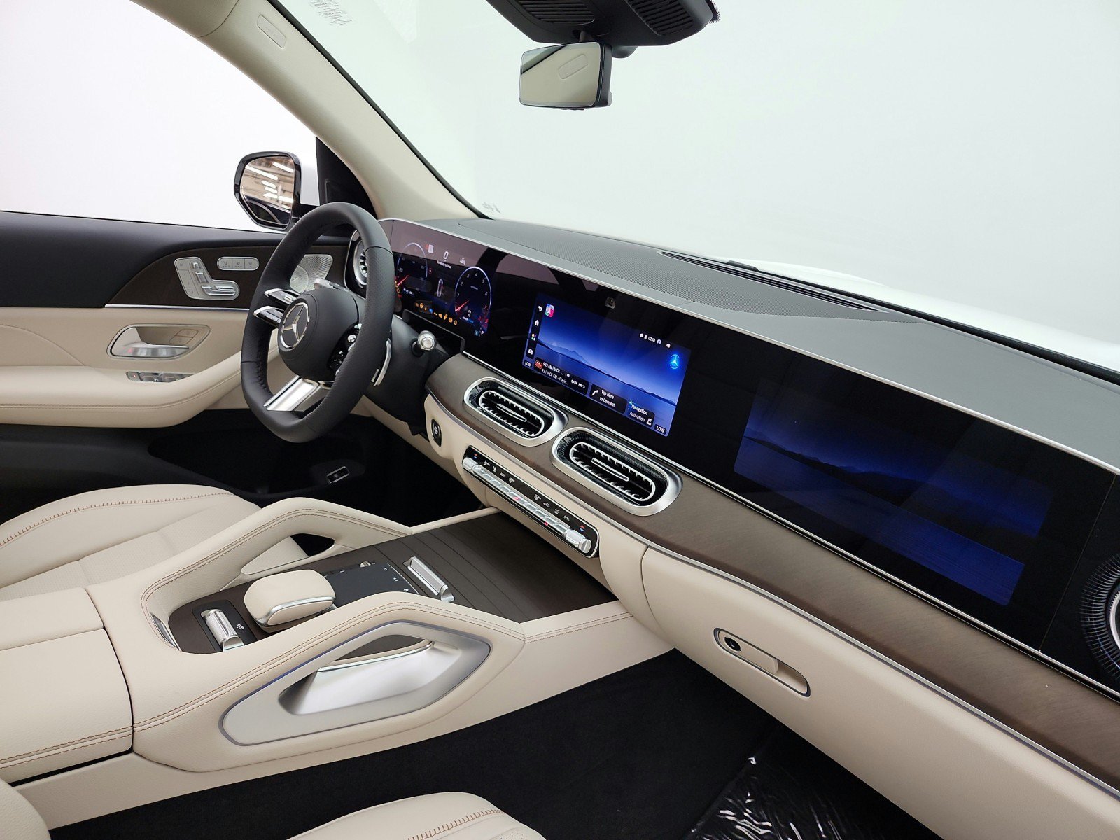 New 2027 Mercedes-Benz GLS 450 4MATIC image 14