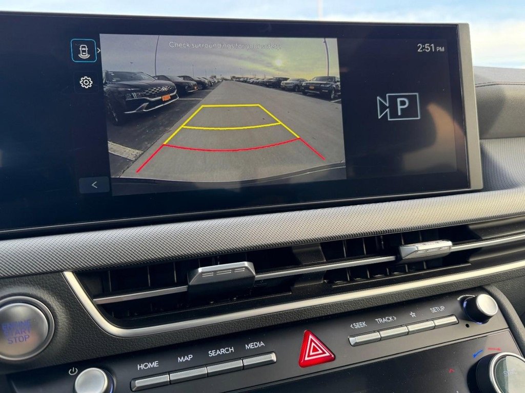 Certified 2024 Hyundai Sonata SEL w/ Convenience Package image 22