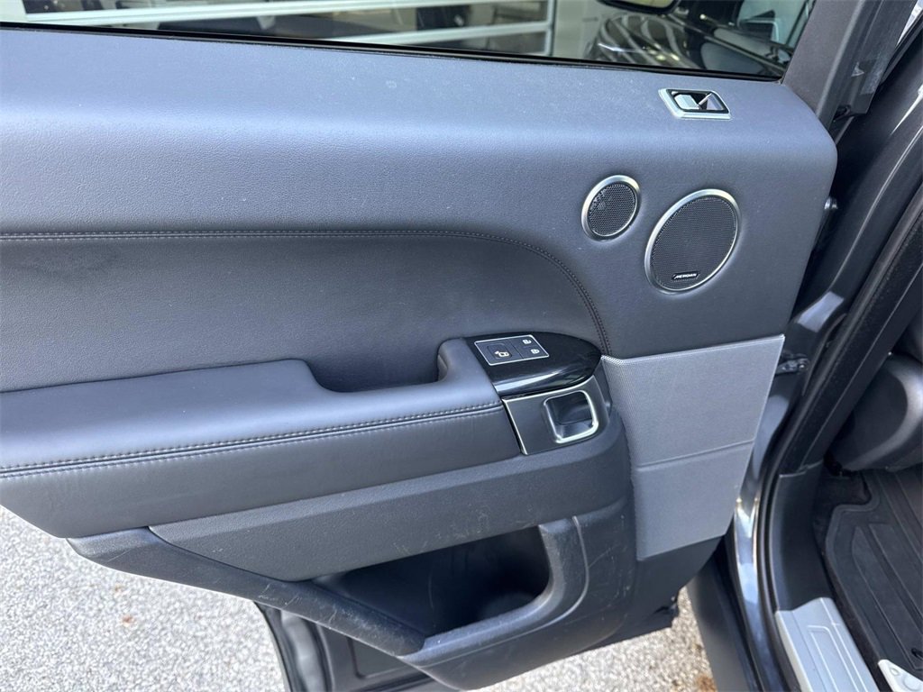 Used 2021 Land Rover Range Rover Sport HSE Silver Edition image 13