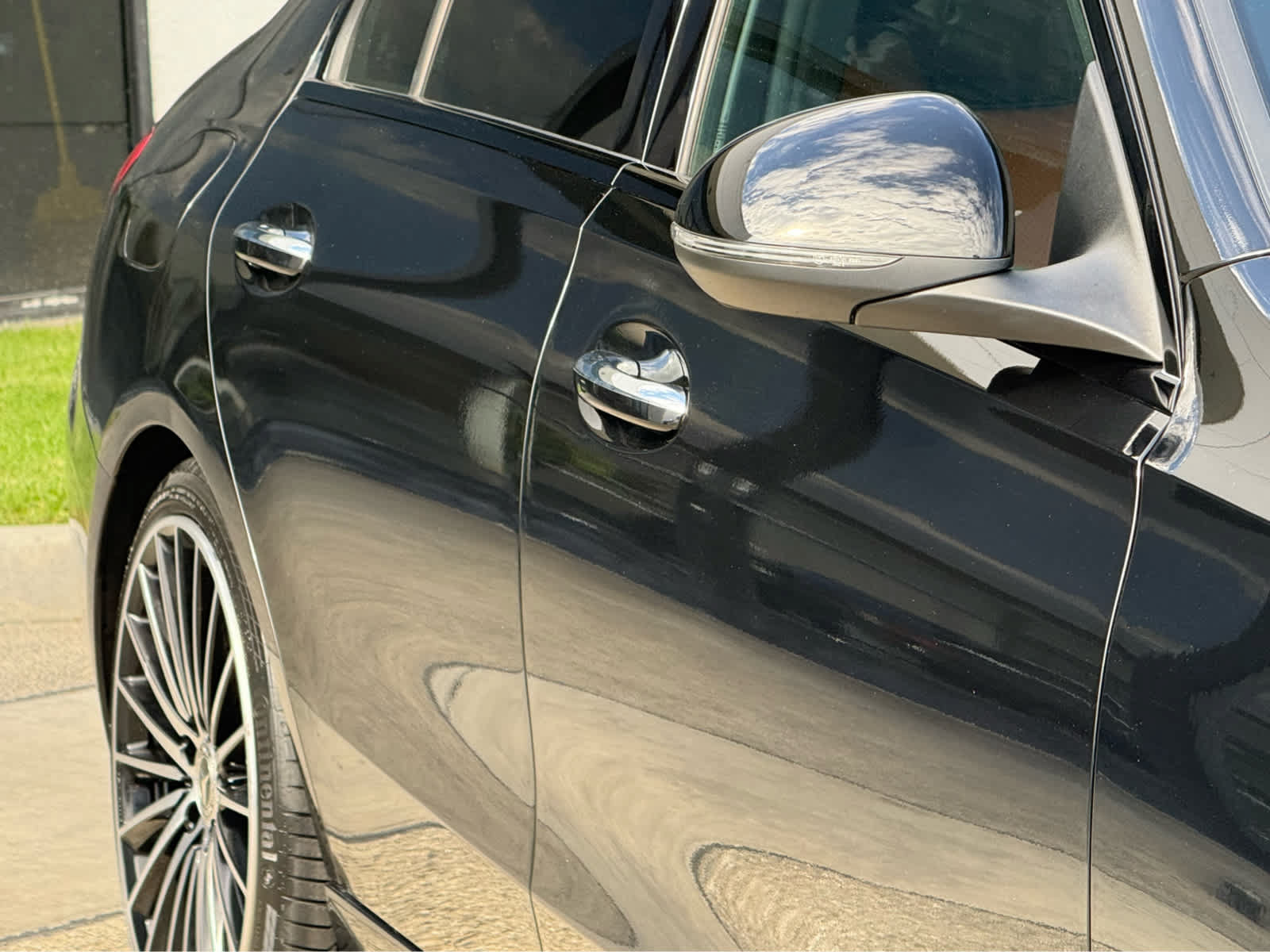 Used 2023 Mercedes-Benz C 300 Sedan image 8