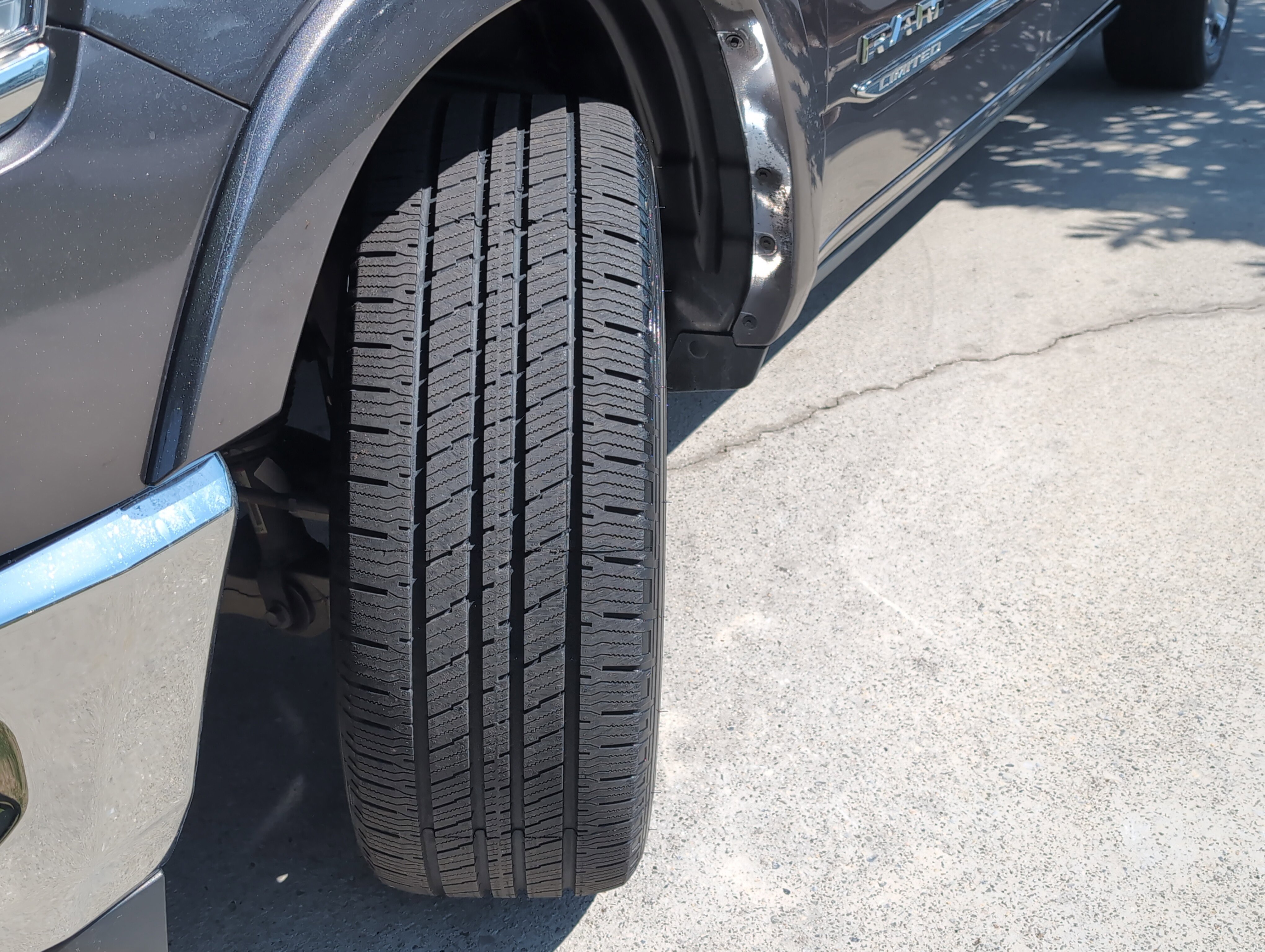 Used 2021 RAM 1500 Limited AWD/4WD image 12
