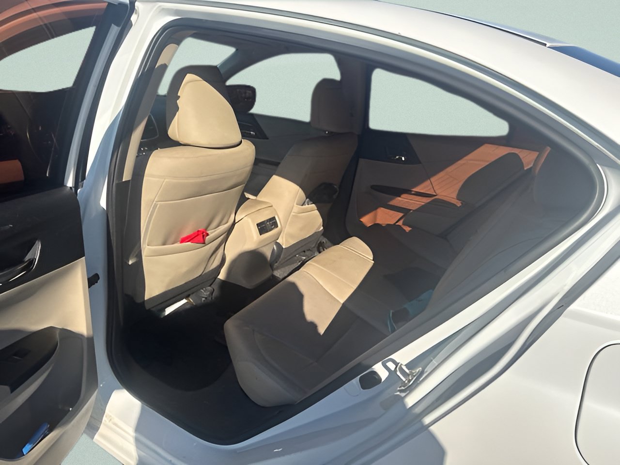 Used 2017 Honda Accord EX-L image 14