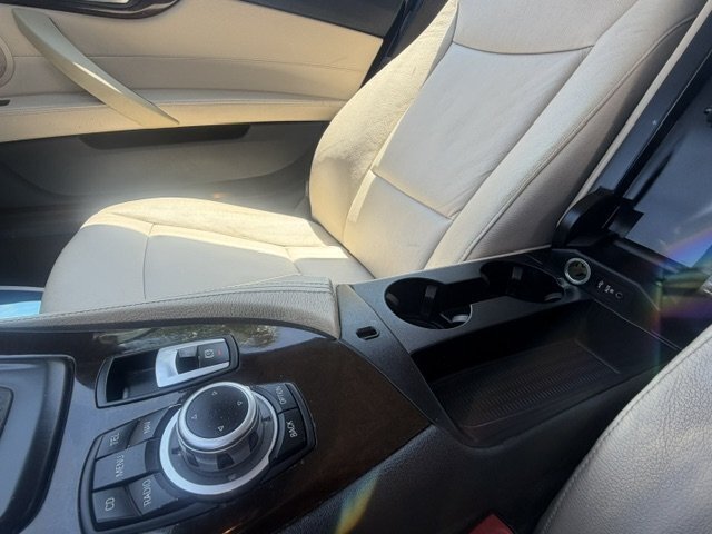 Used 2011 BMW Z4 sDrive30i RWD image 16