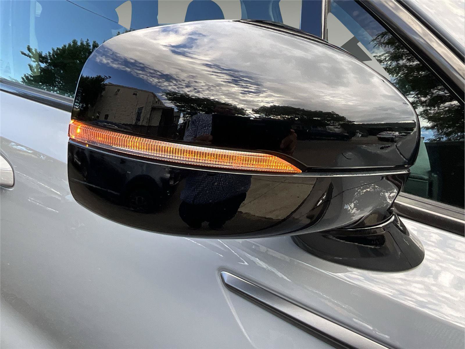 Used 2023 Kia Sorento S w/ Panoramic Sunroof Package AWD/4WD image 40