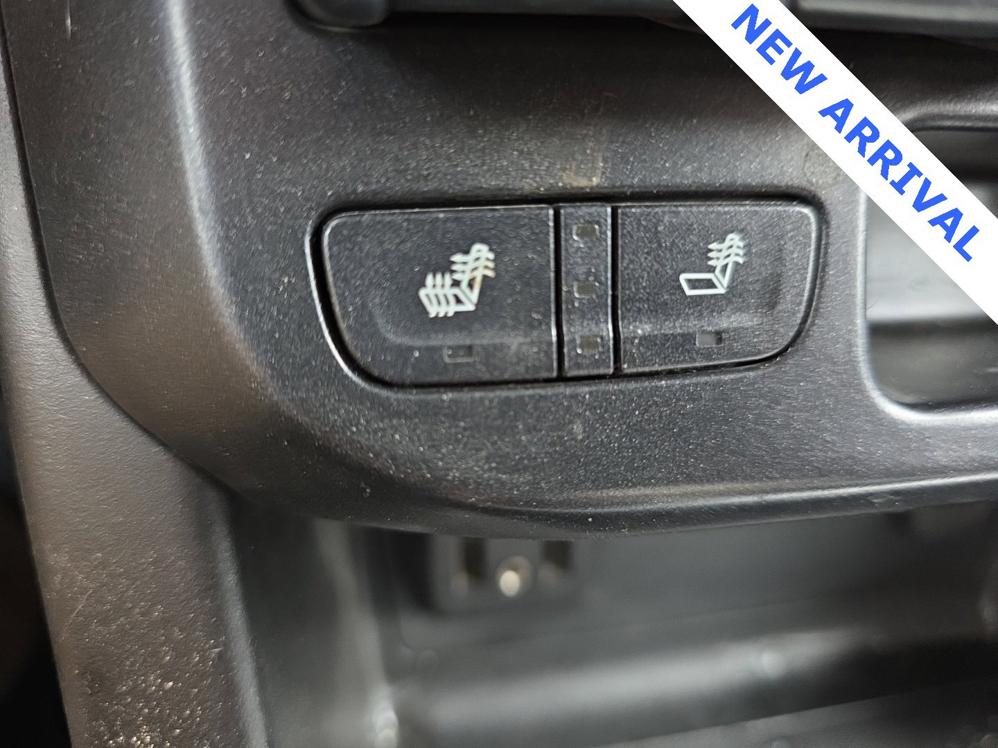 Used 2021 Chevrolet Colorado ZR2 w/ Colorado ZR2 Bison Edition image 26