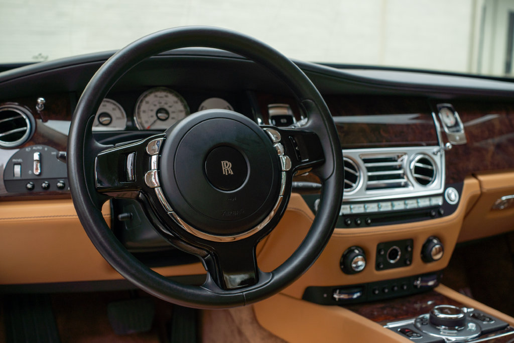 Certified 2017 Rolls-Royce Wraith RWD image 47