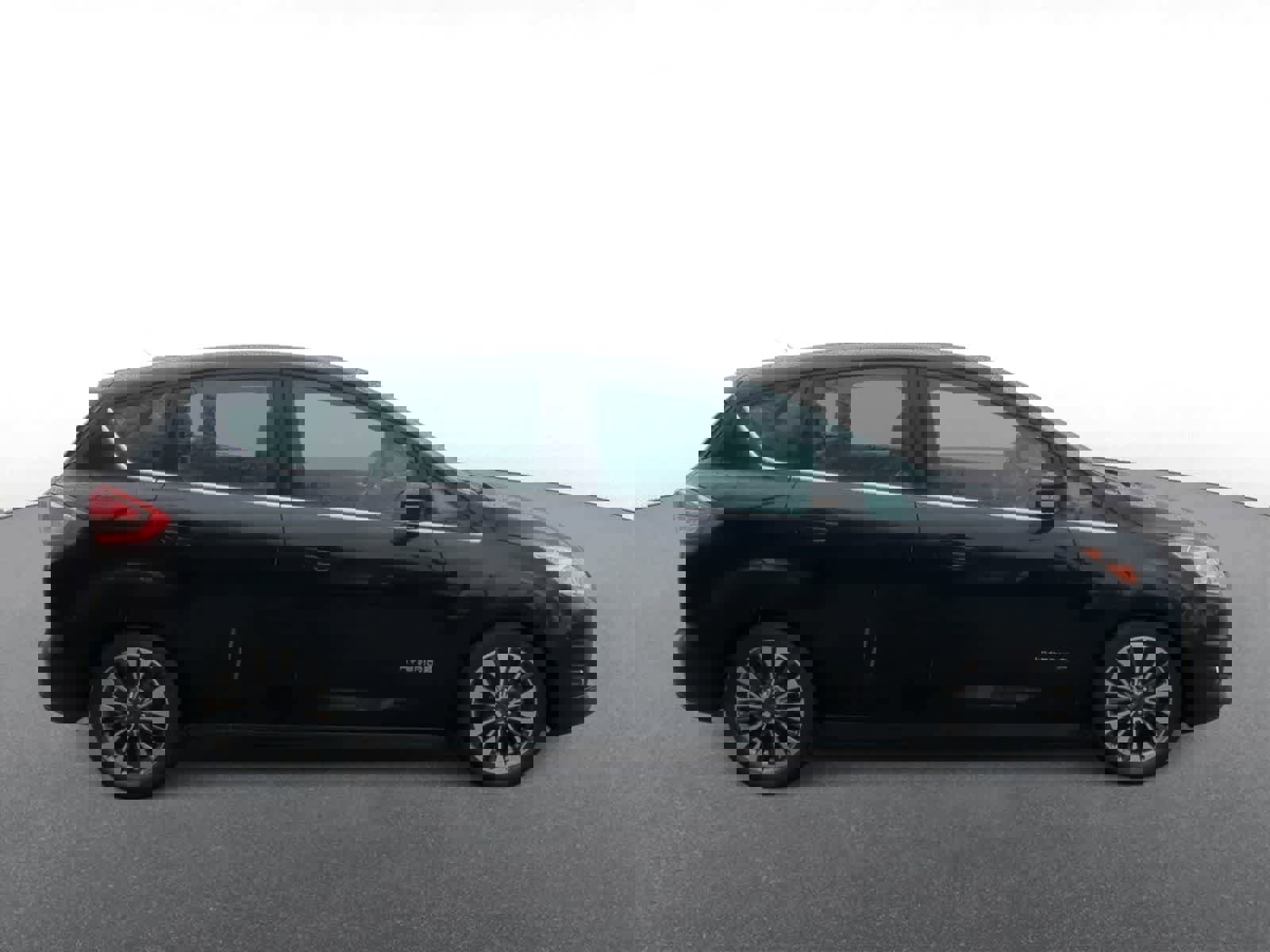 Used 2018 Ford C-MAX Titanium w/ Equipment Group 301A image 9