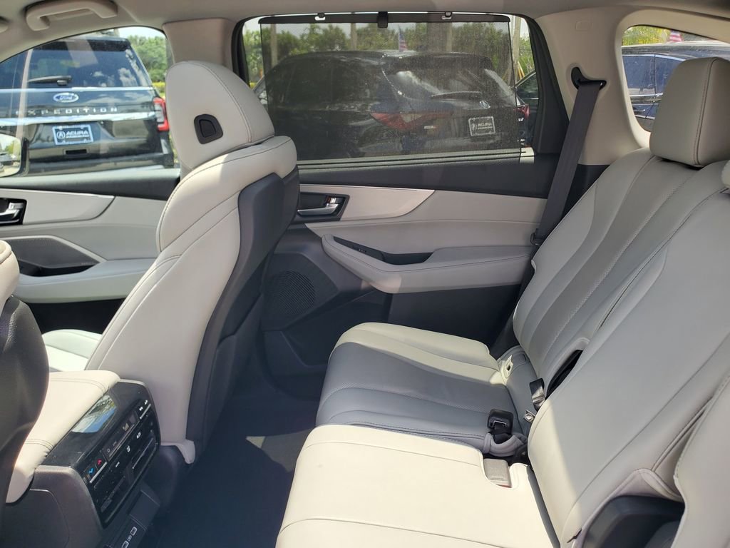 Used 2023 Acura MDX FWD w/ Technology Package image 12