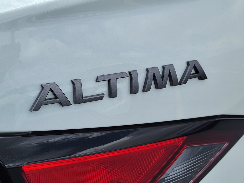 New 2026 Nissan Altima 2.5 SV FWD image 11