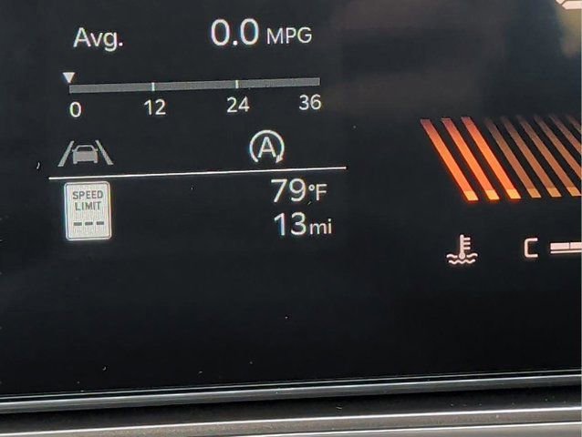 New 2026 Kia Sorento LX FWD image 31