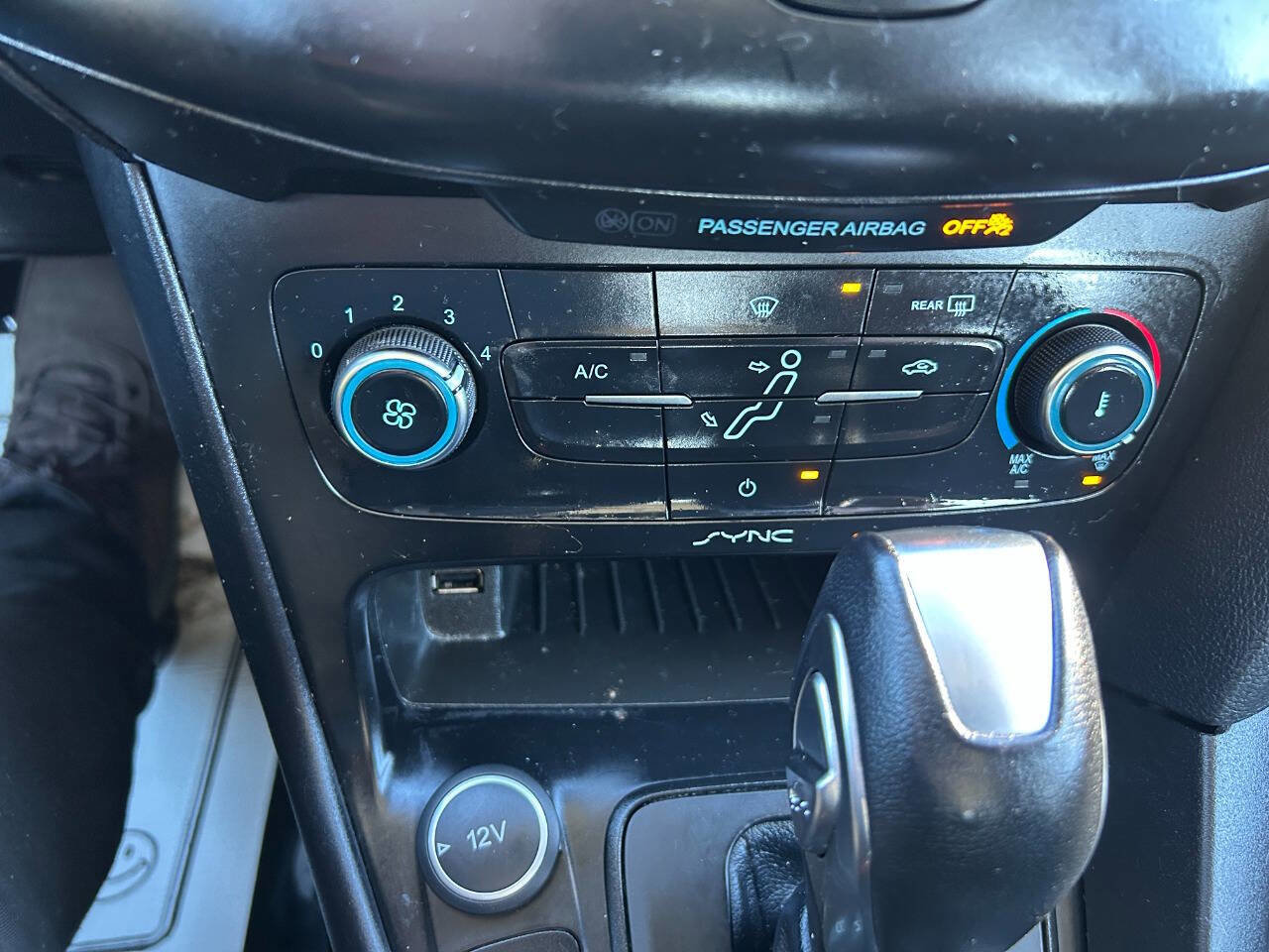 Used 2016 Ford Focus SE image 22