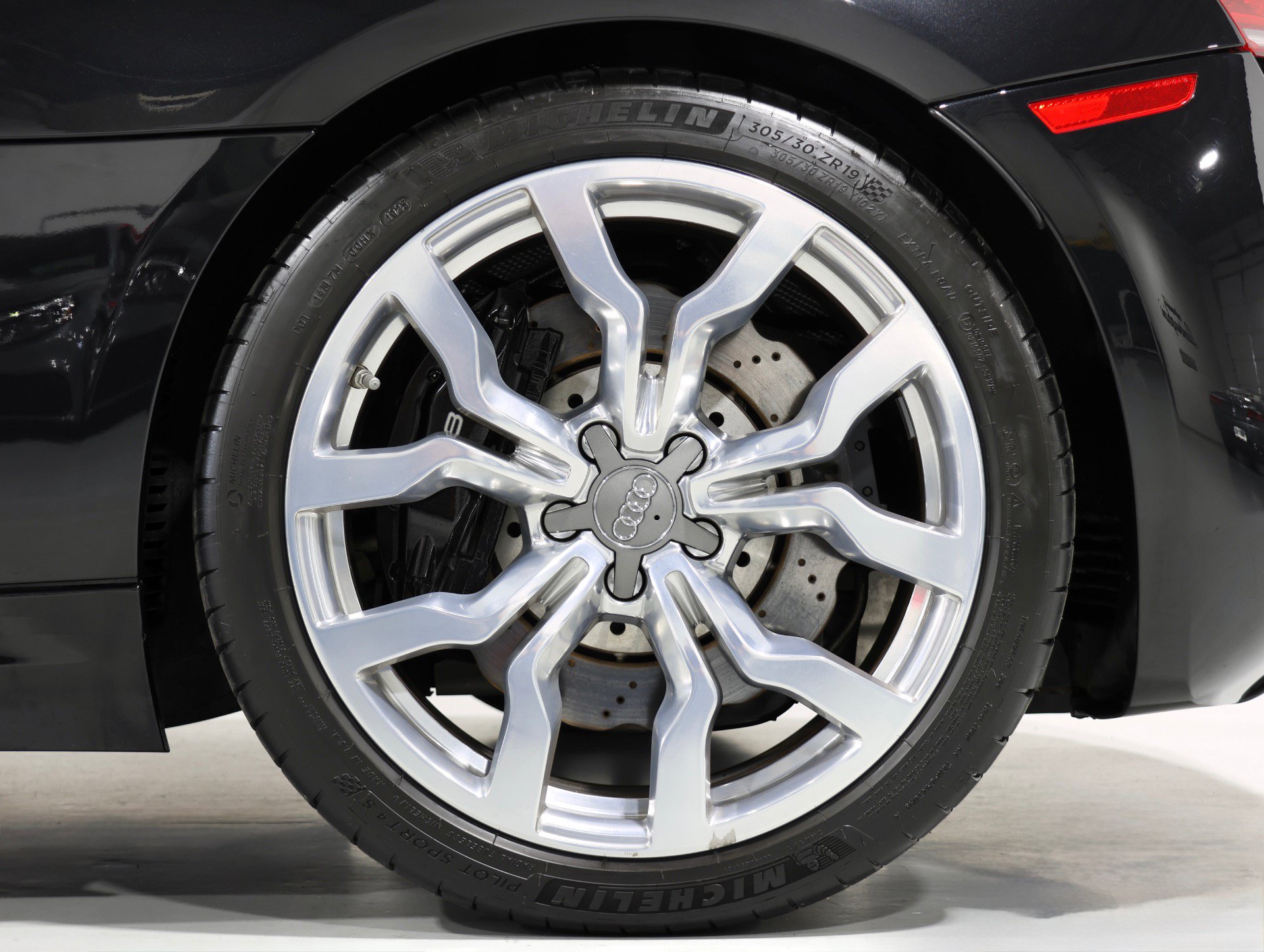 Used 2014 Audi R8 V10 AWD/4WD image 28