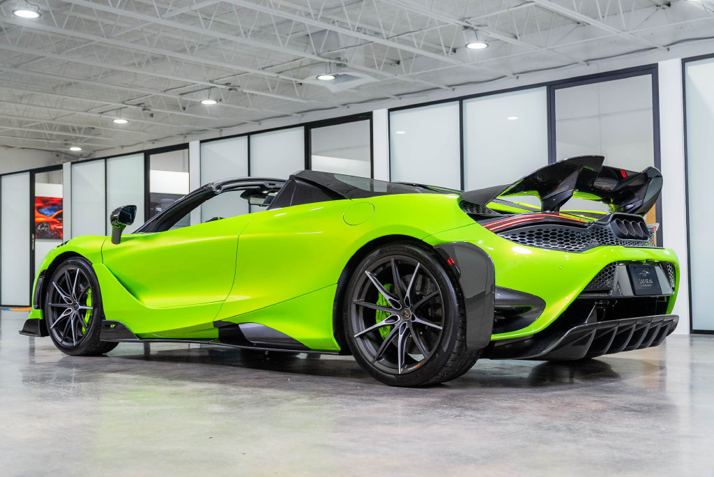 Used 2022 McLaren 765LT RWD image 29