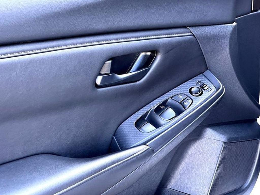 Used 2025 Nissan Sentra S FWD image 11