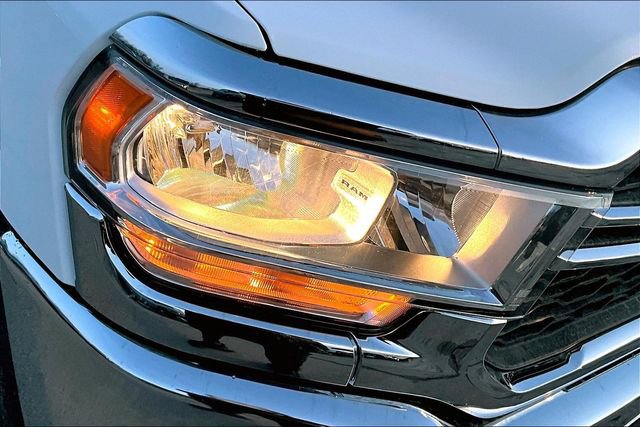 Used 2022 RAM 3500 Big Horn image 33