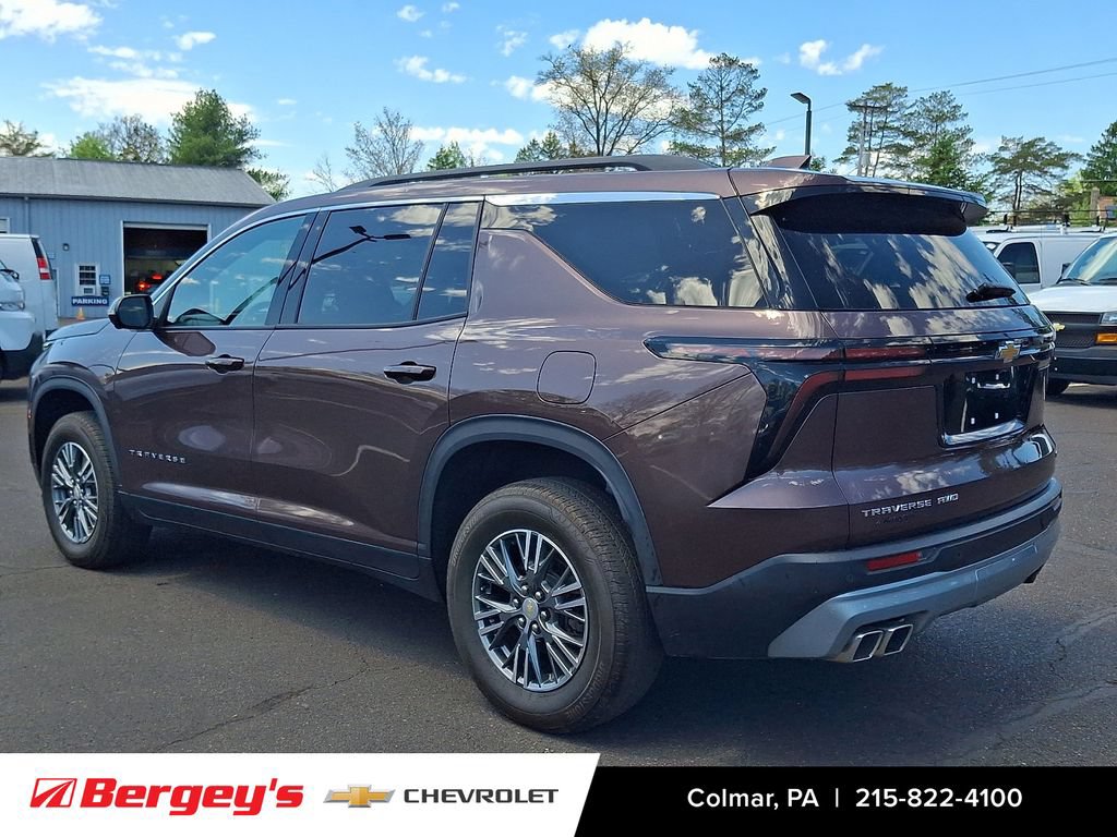 Certified 2024 Chevrolet Traverse LT w/ LPO, Floor Liner Package AWD/4WD image 8