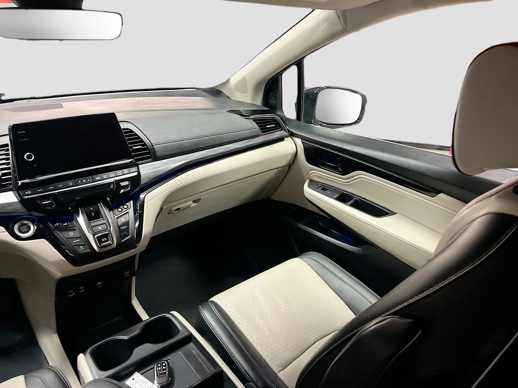 Used 2025 Honda Odyssey Elite image 25