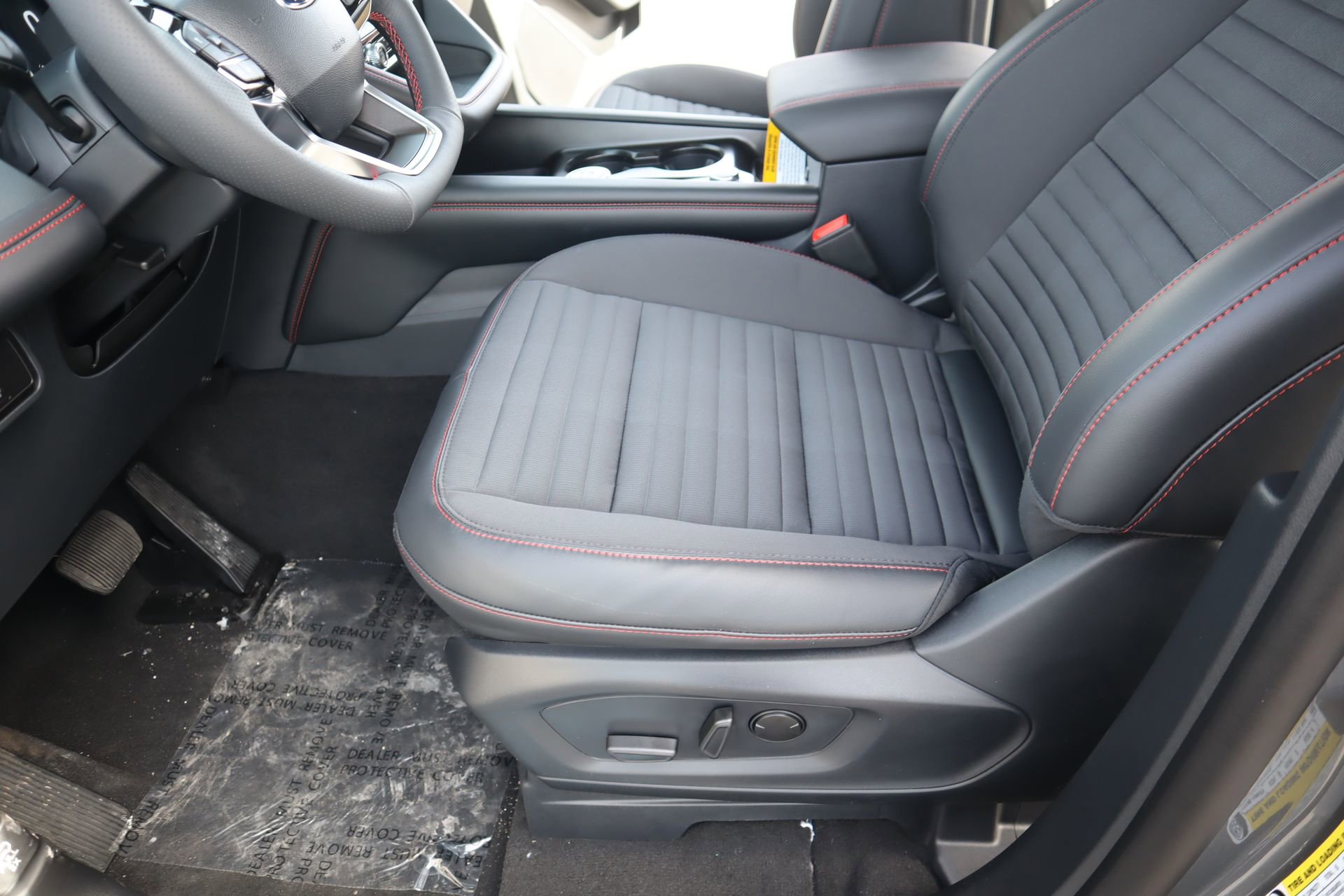 New 2026 Ford Explorer ST-Line w/ ST-Line Street Pack AWD/4WD image 12