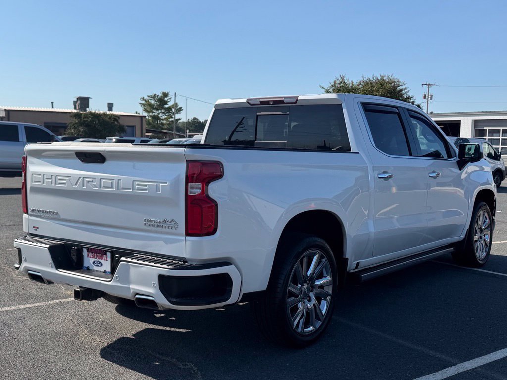 Used 2019 Chevrolet Silverado 1500 High Country w/ High Country Premium Package AWD/4WD image 3